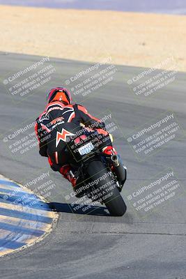 media/Jan-08-2022-SoCal Trackdays (Sat) [[1ec2777125]]/Turn 10 Backside (930am)/